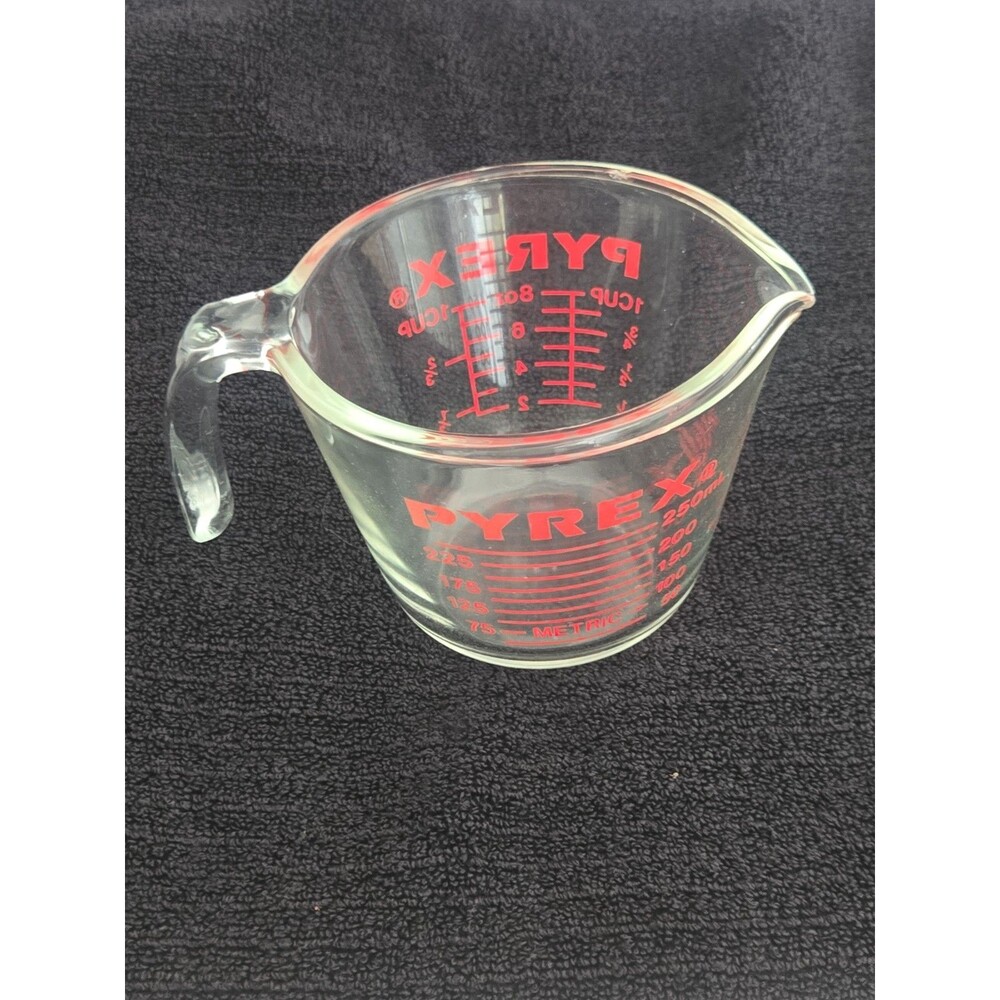 Vintage Pyrex 516 Cup Glass Measuring Cup Red Print Corning NY USA